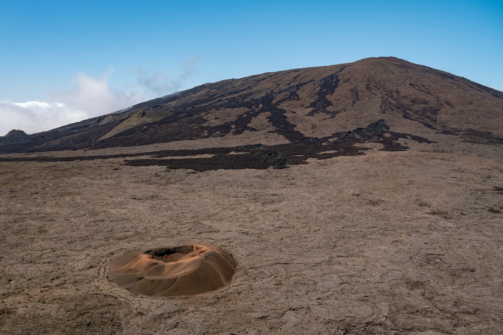 Réunion: volcanoes and green cirques in the middle of the Indian Ocean