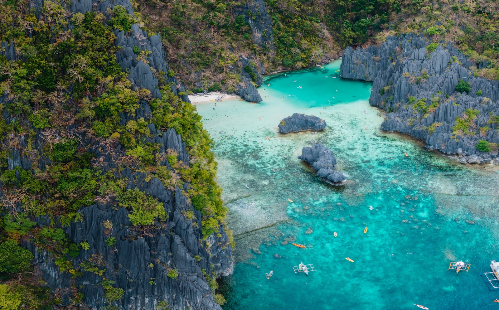 Palawan island-hopping: El Nido's lagoons to Coron's wrecks